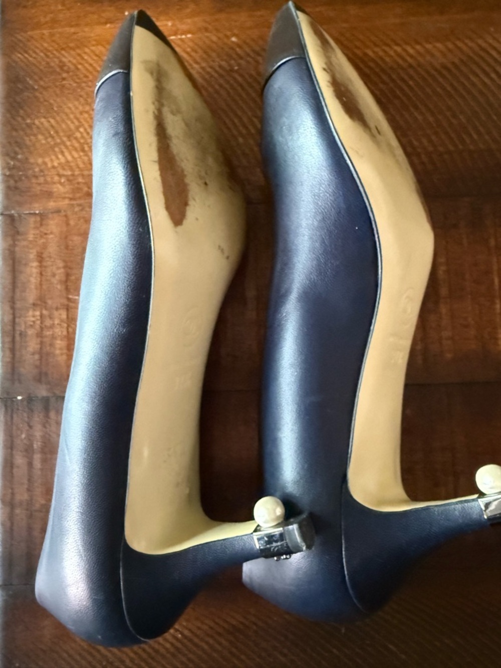 CHANEL Navy Leather Pointed-Toe Pumps with Black Cap Toe - Picture 3 of 4